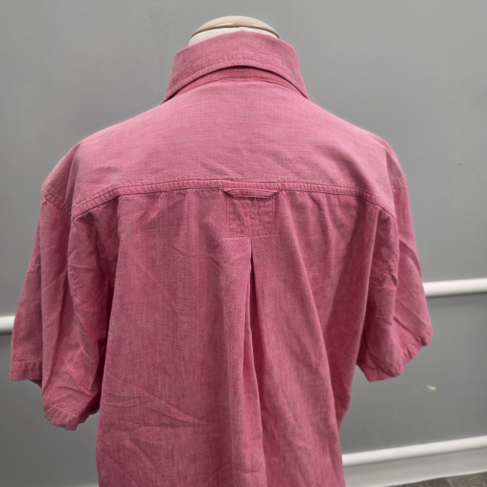 Men's Pink Button-Up Short Sleeve  Shirt - Picture 7 of 9